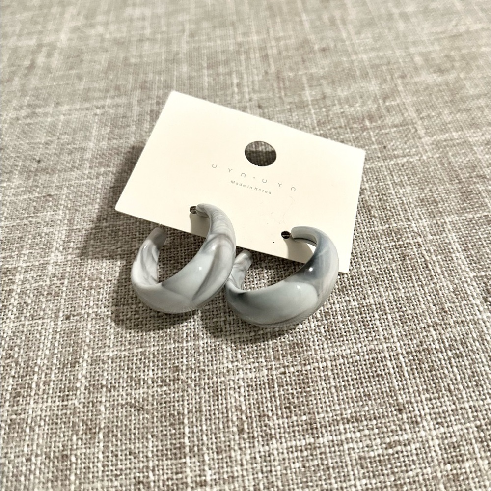 New Marble C Hoop Earrings
